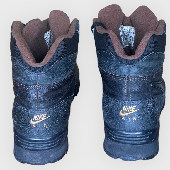 Vintage Nike Air Tumalo Hiking Boots Womens Size 9 - Picture 3 of 5